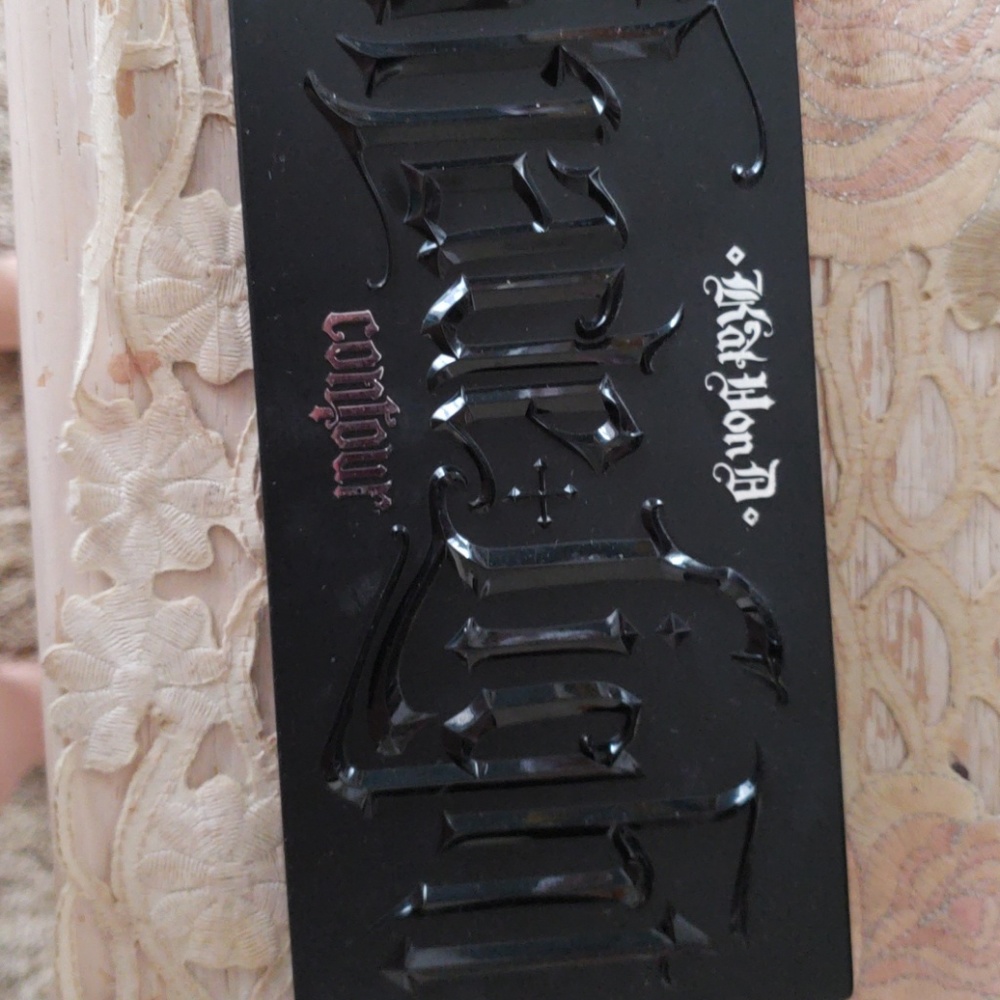 Shade and Light Cream Contour